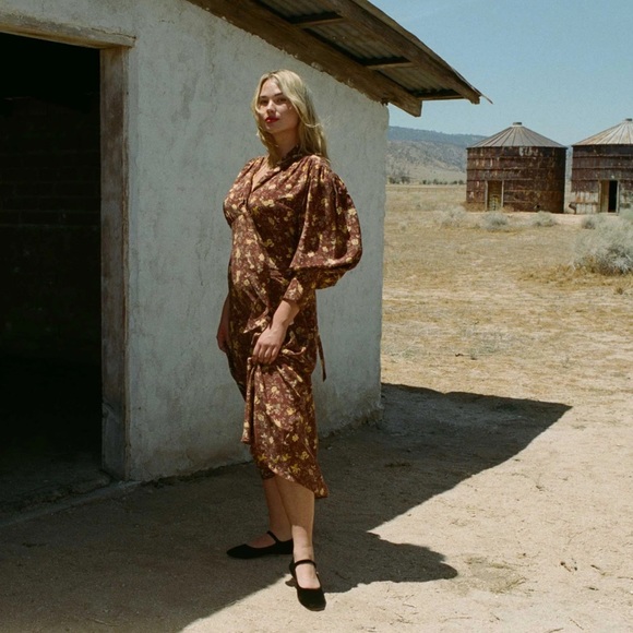 DOEN Blossom dress S in cherrywood winding vine floral - Picture 7 of 8